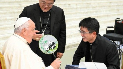 Les évêques chinois: nous sommes en communion FRA-043 Les évêques chinois: nous sommes en communion FRA-043