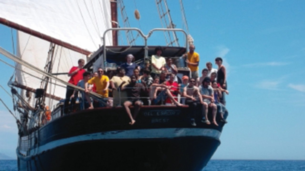 Immagine da med 25 - Bel Espoir: una nave scuola per la pace - L