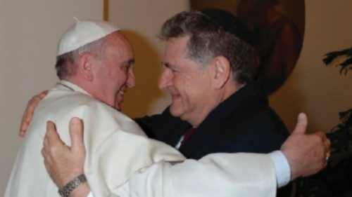 Une certitude nous unissait: honorer Dieu signifie honorer l’humanité FRA-007 Une certitude nous unissait: honorer Dieu signifie honorer l’humanité FRA-007