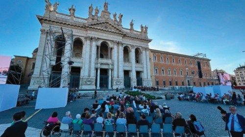 A Rome, la Fête des familles clôt le mois marial FRA-007 A Rome, la Fête des familles clôt le mois marial FRA-007