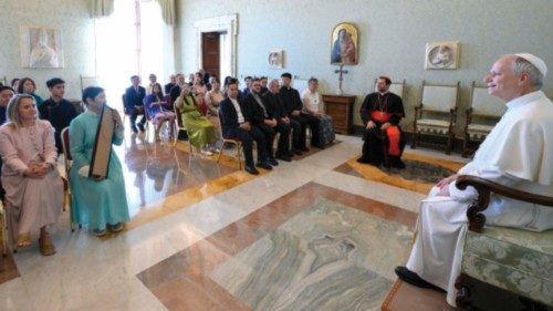 Le Pape reçoit une délégation venue de Mongolie FRA-008 Le Pape reçoit une délégation venue de Mongolie FRA-008