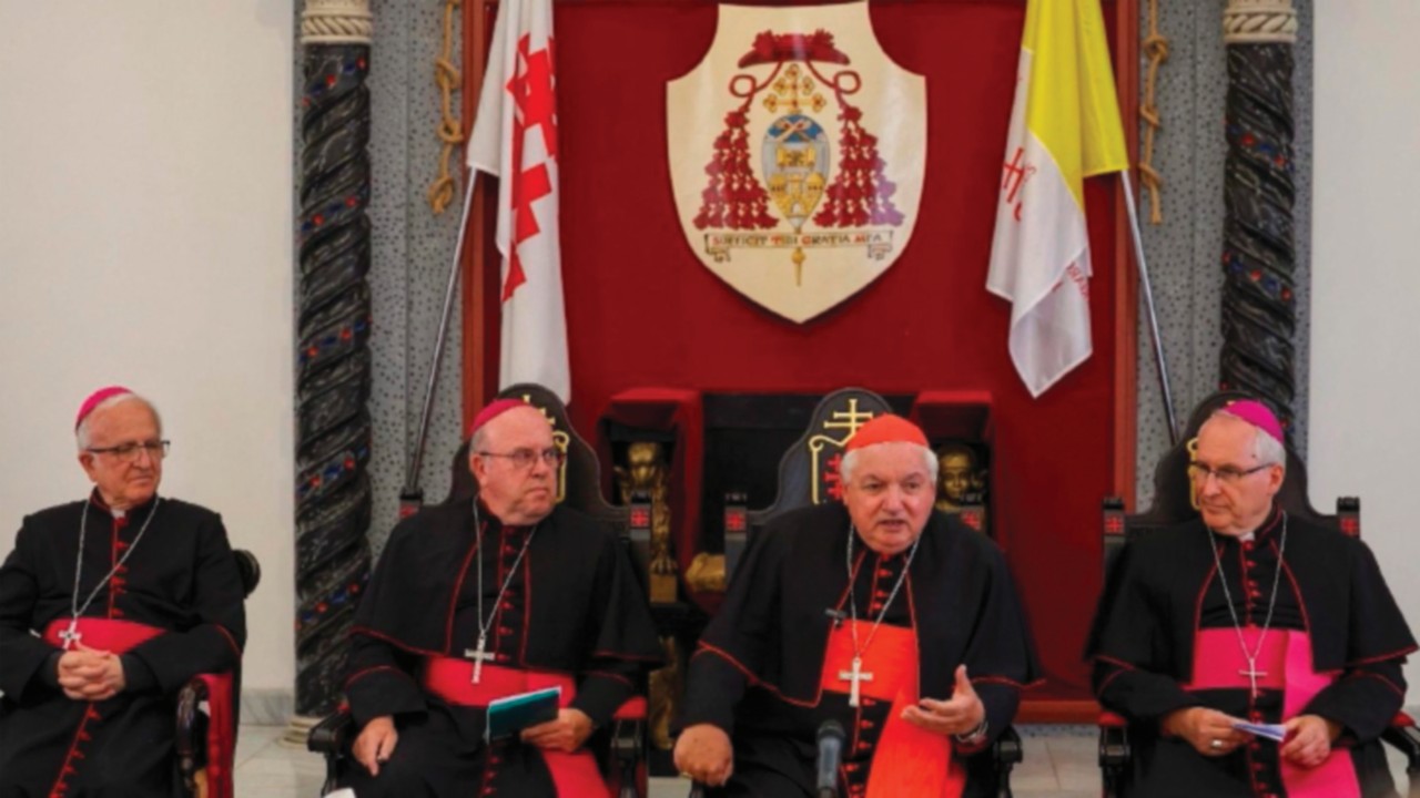  Le cardinal Aveline souhaite encourager le retour des pèlerins  FRA-010 Le cardinal Aveline ...