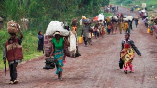 Une feuille de route pour la paix FRA-010 Une feuille de route pour la paix FRA-010