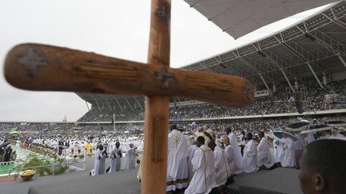 SS. Francesco - Viaggio Apostolico in Mozambico - Santa Messa allo Stadio Zimpeto  06-09-2019