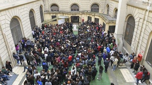 SS Francesco 20-12-2019 Liceo Ginnasio Statale Pilo Albertelli 


@Vatican Media