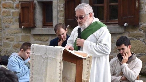 Il diacono e medico italiano Maurizio Bertaccini, vittima del covid-19