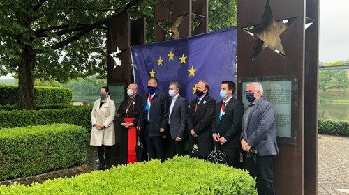Il presidente della Comece durante la cerimonia a Schengen Il presidente della Comece durante la cerimonia a Schengen