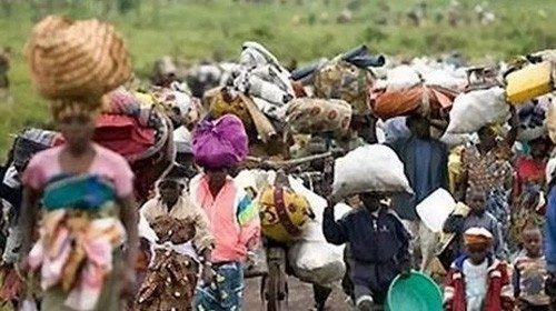 Profughi nigeriani in fuga dalle violenze 