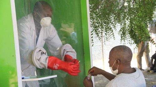 A patient who is suspected of suffering from COVID-19 coronavirus undergoes testing at the ... A patient who is suspected of suffering from COVID-19 coronavirus undergoes testing at the ...