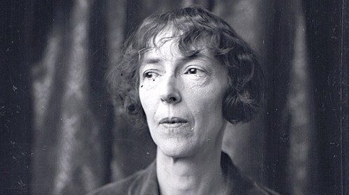 La scrittrice canadese Mazo De La Roche (1879-1961) La scrittrice canadese Mazo De La Roche (1879-1961)