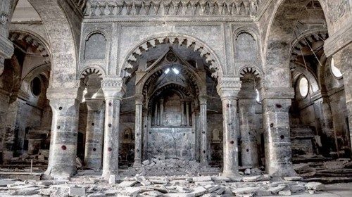 Mosul, l’interno della chiesa di San Tommaso apostolo devastato dall’Is 
