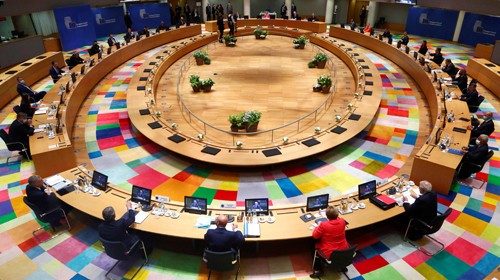 L’inizio dei lavori del vertice a Bruxelles (Afp) L’inizio dei lavori del vertice a Bruxelles (Afp)