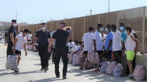 Migranti_4_x.jpg Migranti_4_x.jpg