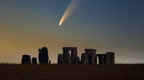 NeowiseStonehenge_Deval_960-landscape.jpg NeowiseStonehenge_Deval_960-landscape.jpg