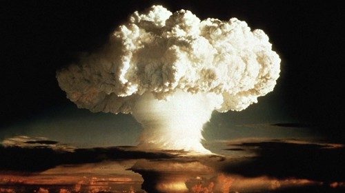 1952 FILE PHOTO - The mushroom cloud of the first test of a hydrogen bomb, 'Ivy Mike', as ... 1952 FILE PHOTO - The mushroom cloud of the first test of a hydrogen bomb, 'Ivy Mike', as ...