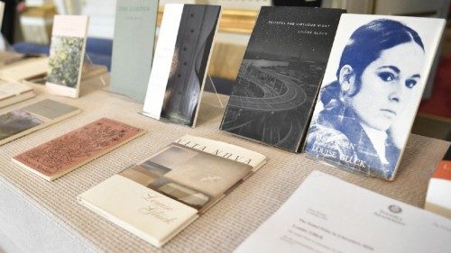 Alcune delle raccolte di versi pubblicate dalla poetessa Luise Glück