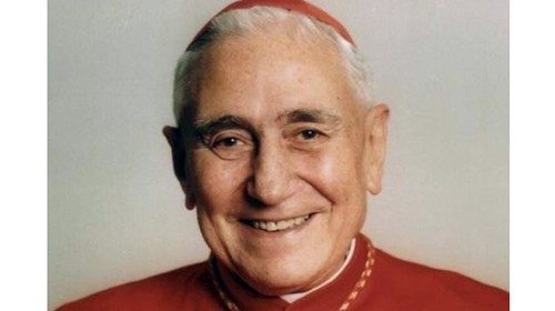 Pironio_.jpg Pironio_.jpg