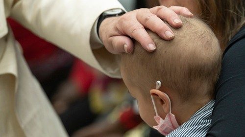 SS. Francesco - Aula Paolo VI: Comunità dell’Ospedale Pediatrico Bambino Gesu’ di Roma 16-11-2019 SS. Francesco - Aula Paolo VI: Comunità dell’Ospedale Pediatrico Bambino Gesu’ di Roma 16-11-2019