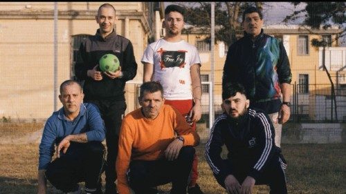 «Forse perché eravamo gli ultimi» QUO-005 «Forse perché eravamo gli ultimi» QUO-005