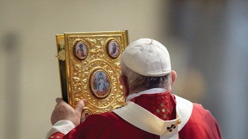 SS. Francesco - Basilica Vaticana- Altare della Cattedra:Santa Messa nella Solennità dei SS. Pietro ...