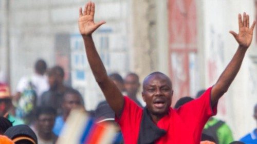epa08978867 Haitians protest to demand the resignation of President Moise in Port-au-Prince, Haiti, ... epa08978867 Haitians protest to demand the resignation of President Moise in Port-au-Prince, Haiti, ...
