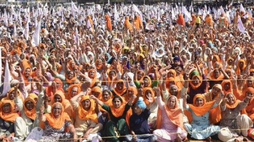  India: ancora proteste dei contadini  QUO-047