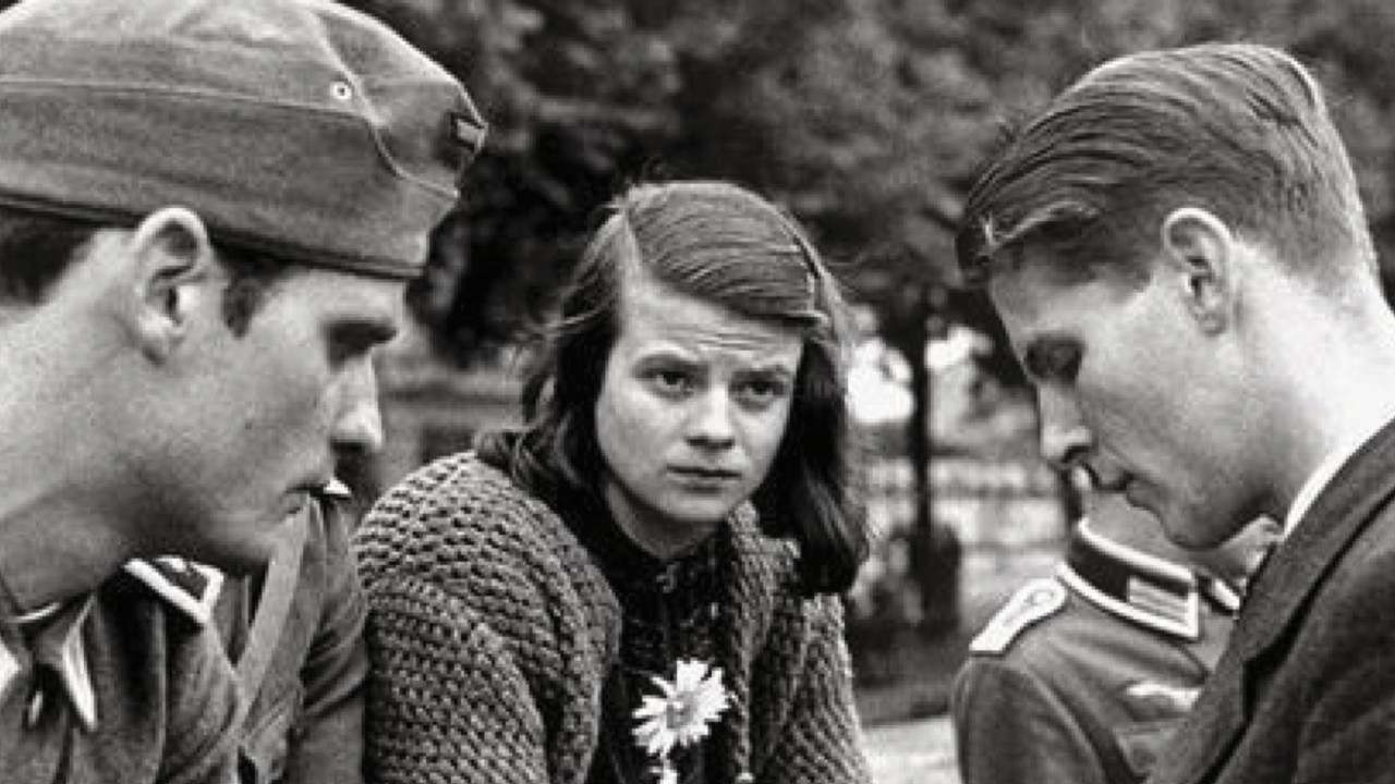 Hans e Sophie Scholl e Christoph Probst, luglio 1942