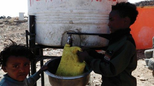 epa09045446 Displaced Yemeni children collect water from a water tank at a camp for Internally ... epa09045446 Displaced Yemeni children collect water from a water tank at a camp for Internally ...