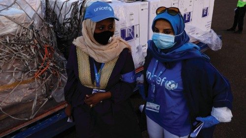 United Nations International Children's Emergency Fund (UNICEF) supervise the arrival of the first ...