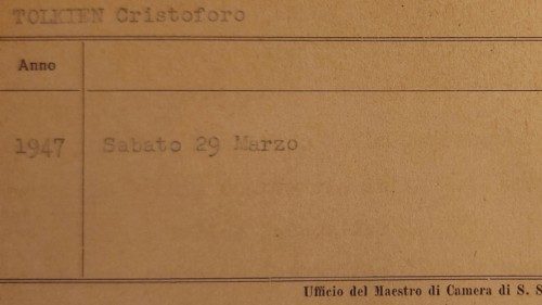 Il cartoncino trovato da Luca Vittori durante la digitalizzazione del casellario delle Udienze di Papa Pio XII