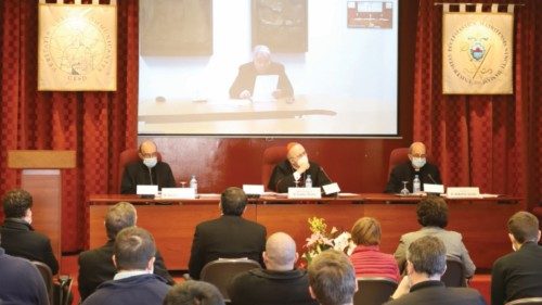 La santità evangelizza QUO-083 La santità evangelizza QUO-083