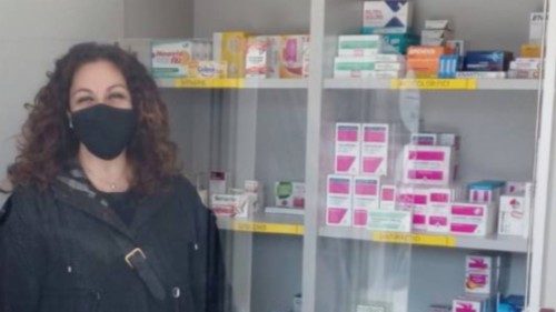 Medicine gratuite per i più bisognosi QUO-090 Medicine gratuite per i più bisognosi QUO-090