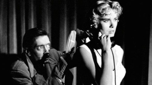 Anthony Dawson e Grace Kelly nel film «Delitto perfetto» (1954) Anthony Dawson e Grace Kelly nel film «Delitto perfetto» (1954)