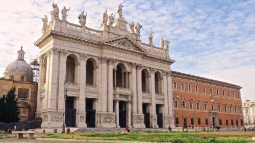 Il mandato dei nuovi diaconi permanenti QUO-092 Il mandato dei nuovi diaconi permanenti QUO-092
