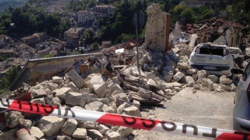 Pescara del Tronto, il 24 agosto (ANSA/CLAUDIO ACCOGLI)