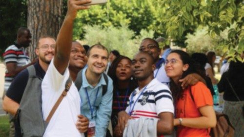 Dalla Terra Santa all’Angola QUO-110 Dalla Terra Santa all’Angola QUO-110