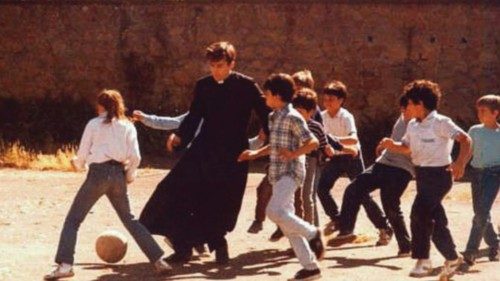 Una scena del film «La Messa è finita» di Nanni Moretti (1985) Una scena del film «La Messa è finita» di Nanni Moretti (1985)