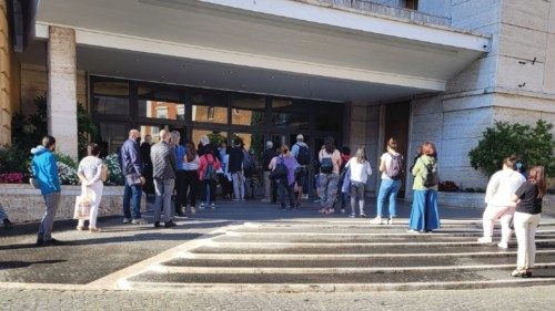 Conclusa la vaccinazione degli assistiti dall’Elemosineria QUO-120 Conclusa la vaccinazione degli assistiti dall’Elemosineria QUO-120