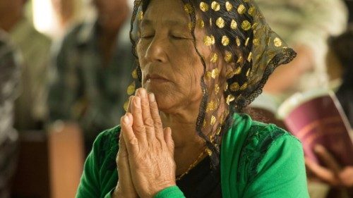 Myanmar, November 2014
Holy Mass in Yewin. Myanmar, November 2014
Holy Mass in Yewin.