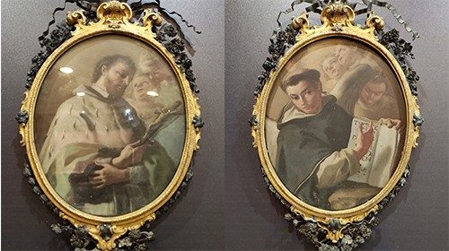 I tondi raffiguranti san Giovanni Nepomuceno e san Vincenzo Ferrer I tondi raffiguranti san Giovanni Nepomuceno e san Vincenzo Ferrer