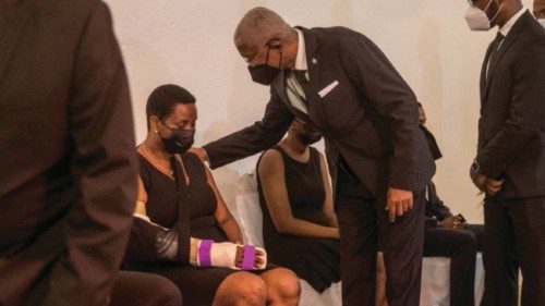 TOPSHOT - Family members and friends offer condolences to First Lady Martine Moise and her children ... TOPSHOT - Family members and friends offer condolences to First Lady Martine Moise and her children ...