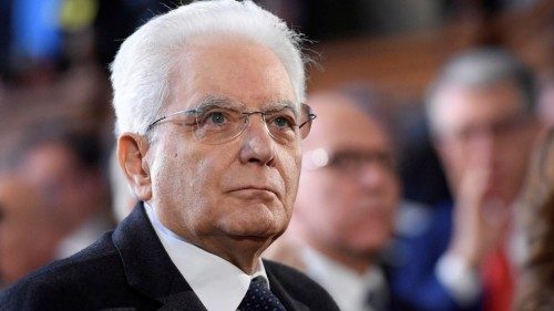  Mattarella, la pazienza dei costruttori  QUO-165