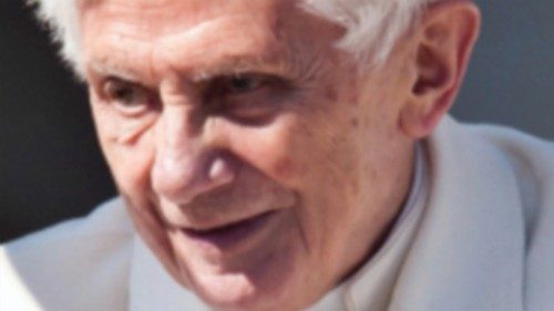   Il Papa emerito e l’irrealismo della “fuga nella pura dottrina”  QUO-168
