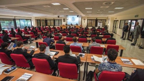  Formazione interculturale  per evangelizzare   nel  xxi  secolo  QUO-171