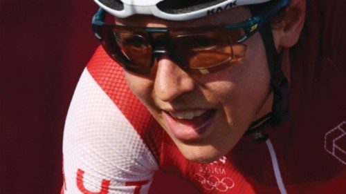 Tokyo 2020 Olympics - Cycling - Road - Women's Road Race - Final - Tokyo to Fuji International ... Tokyo 2020 Olympics - Cycling - Road - Women's Road Race - Final - Tokyo to Fuji International ...