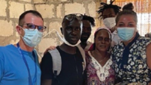 Nel ghetto dei migranti dove manca tutto ma non la dignità QUO-194 Nel ghetto dei migranti dove manca tutto ma non la dignità QUO-194