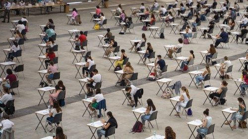 Non è (forse) una città per giovani QUO-200 Non è (forse) una città per giovani QUO-200