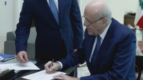 Lebanon's Prime Minister Najib Mikati signs a decree for the formation of the new Lebanese ... Lebanon's Prime Minister Najib Mikati signs a decree for the formation of the new Lebanese ...