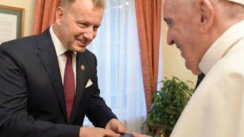 Visita in nunziatura del presidente del Parlamento e del primo ministro QUO-208 Visita in nunziatura del presidente del Parlamento e del primo ministro QUO-208