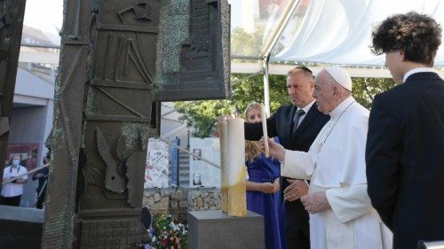 La settimana di Papa Francesco QUO-210 La settimana di Papa Francesco QUO-210